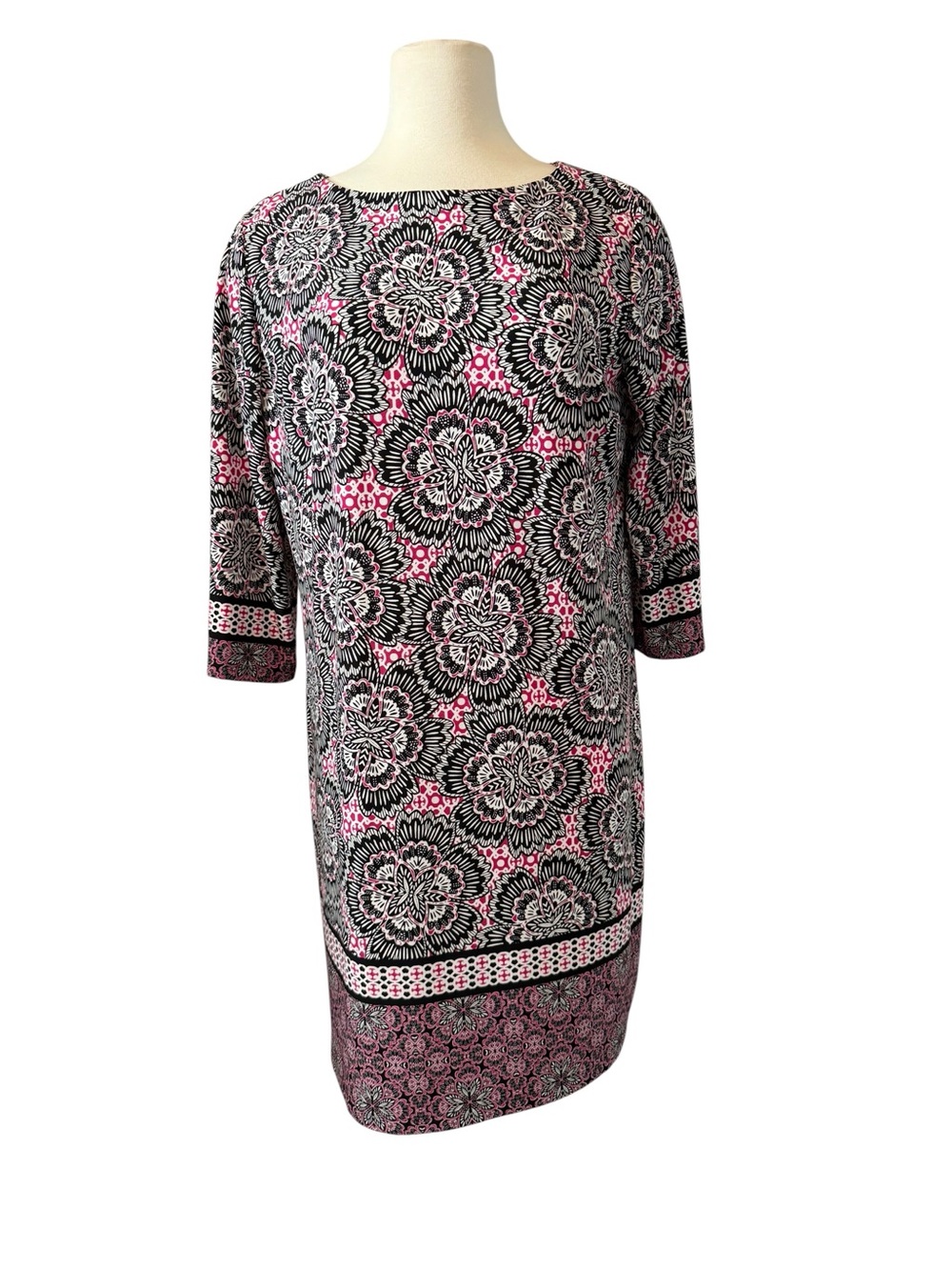 Chico's Black,‎ White & Pink Floral Shift Dress